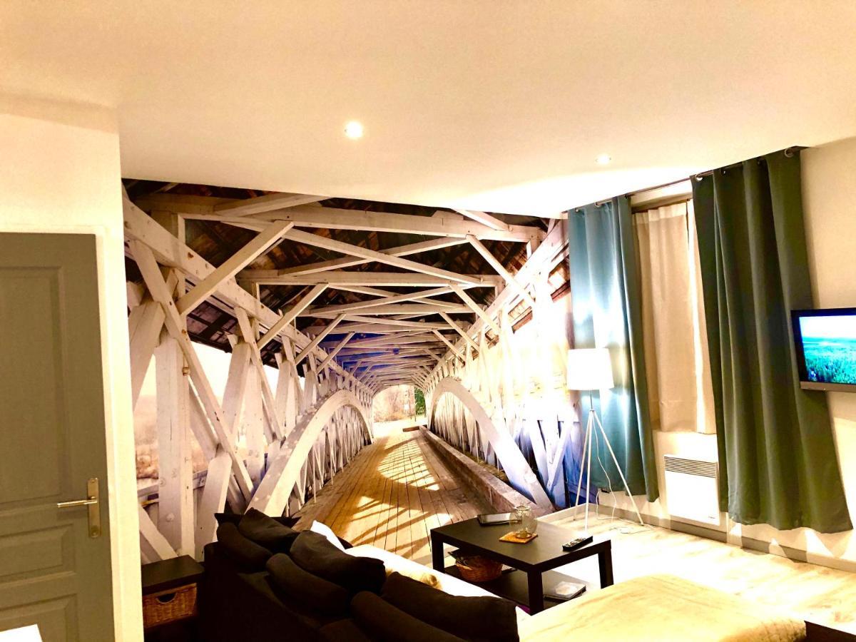 Appartement Lulu Philipp coté cour à Saint-Etienne  Extérieur photo